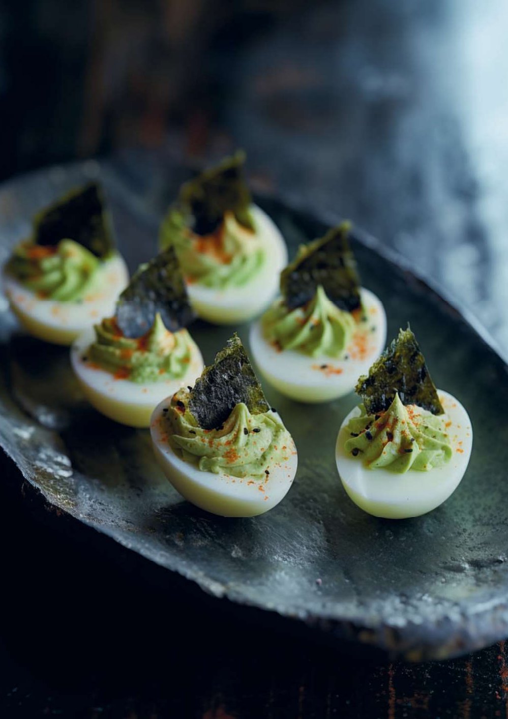 Sushi’st inspireeritud täidetud munad